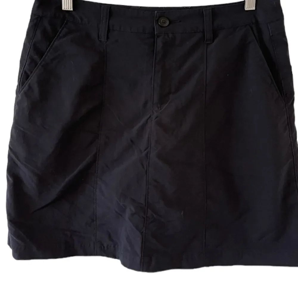 Patagonia dark blue ladies skort size 8